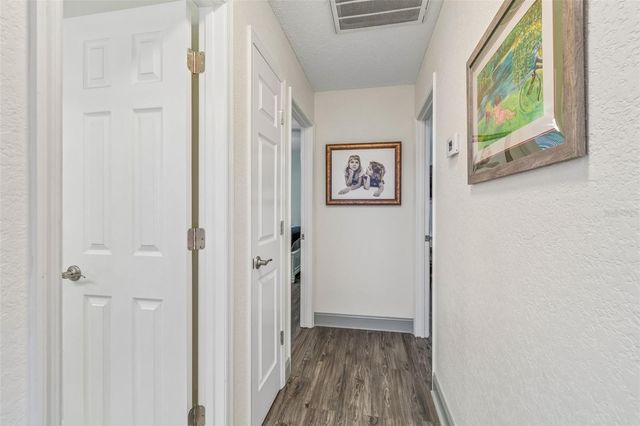 2318 VILLAGE GREEN BOULEVARD, Plant City, FL 33566