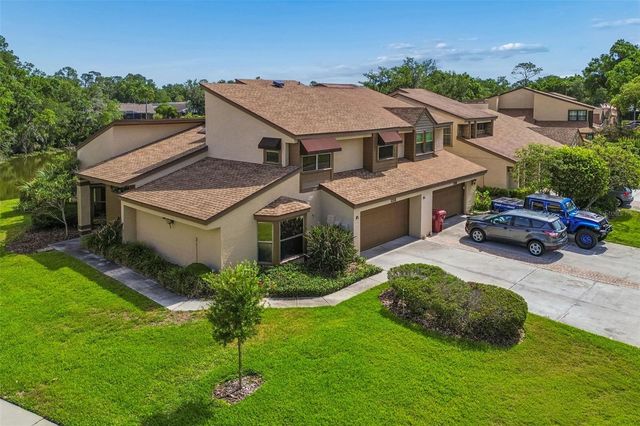 2318 VILLAGE GREEN BOULEVARD, Plant City, FL 33566
