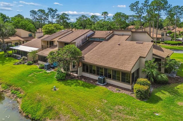 2318 VILLAGE GREEN BOULEVARD, Plant City, FL 33566