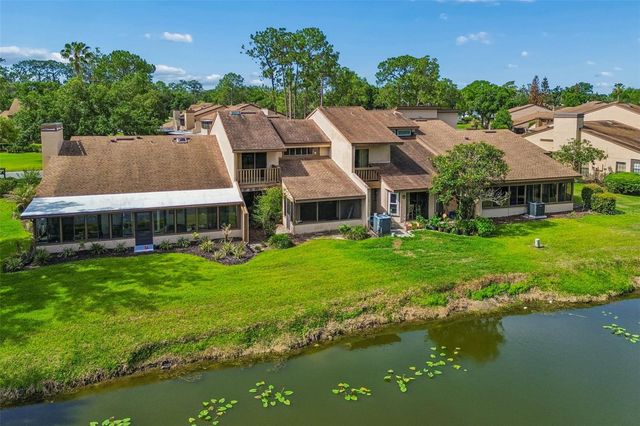 2318 VILLAGE GREEN BOULEVARD, Plant City, FL 33566