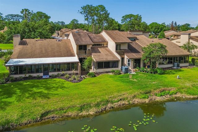 2318 VILLAGE GREEN BOULEVARD, Plant City, FL 33566