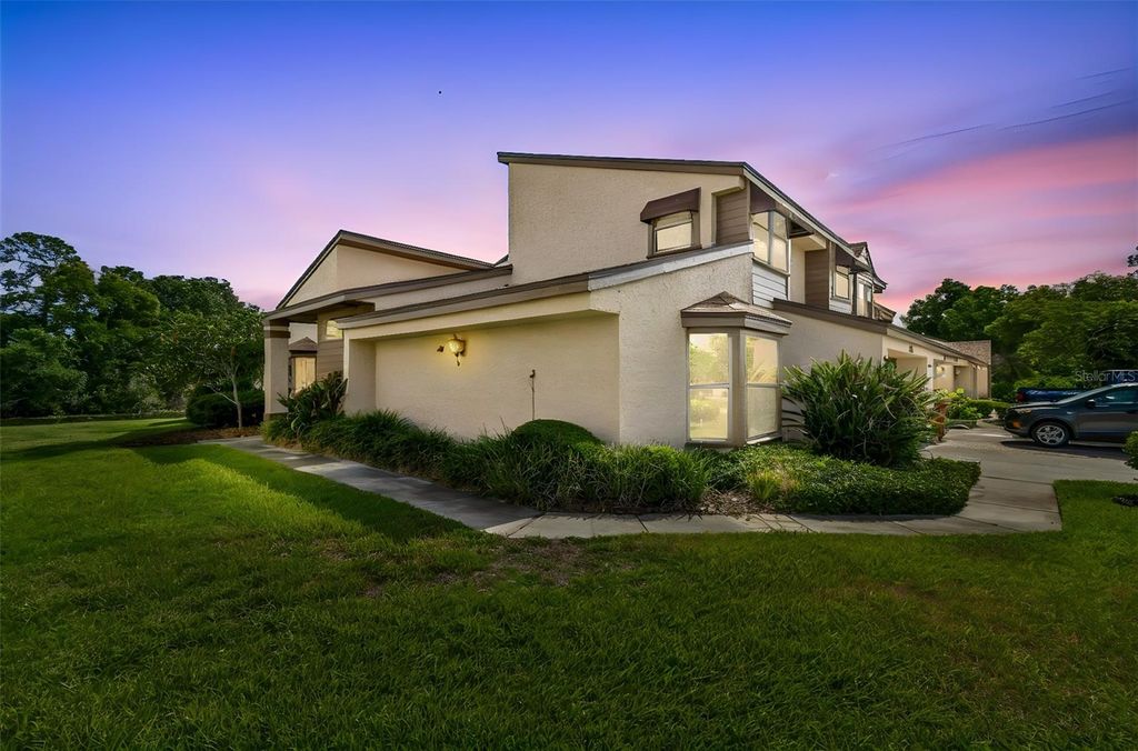 2318 VILLAGE GREEN BOULEVARD, Plant City, FL 33566