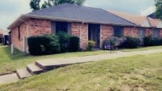 66 W Mountain Creek Drive 23, Grand Prairie, TX 75052