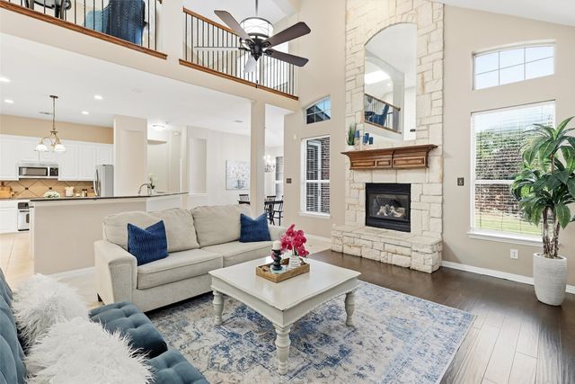 8912 Wyatt Circle, Lantana, TX 76226