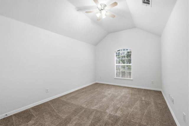 8912 Wyatt Circle, Lantana, TX 76226