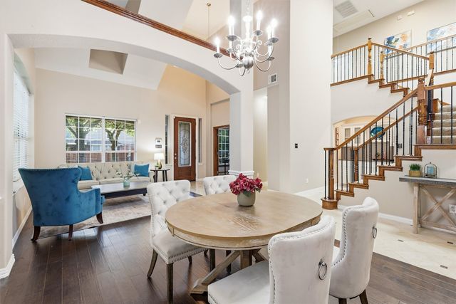 8912 Wyatt Circle, Lantana, TX 76226