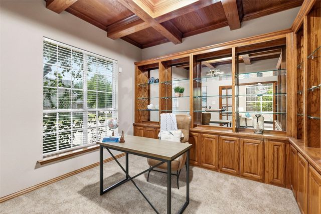 8912 Wyatt Circle, Lantana, TX 76226