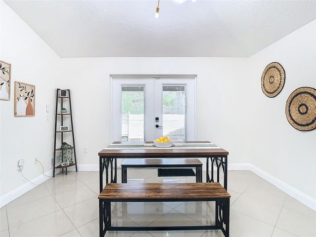 2907 W ARCH STREET, Tampa, FL 33607