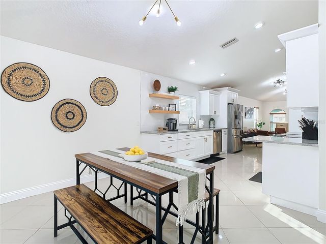 2907 W ARCH STREET, Tampa, FL 33607