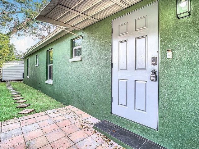 2907 W ARCH STREET, Tampa, FL 33607