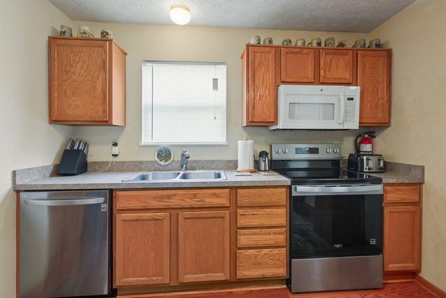 2190 Slate Cove Road, Grove City, OH 43123