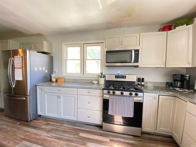 5529 E US HWY 50, Bedford, IN 47421