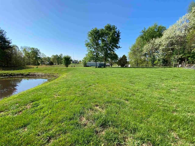 5529 E US HWY 50, Bedford, IN 47421