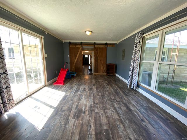 5529 E US HWY 50, Bedford, IN 47421