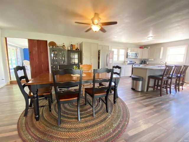 5529 E US HWY 50, Bedford, IN 47421