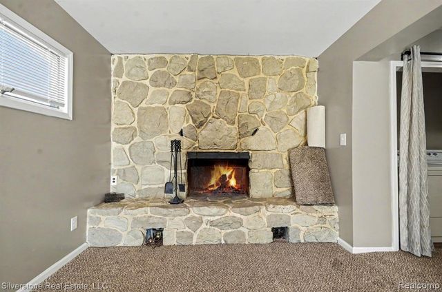 255 W Farnum Avenue, Madison Heights, MI 48071