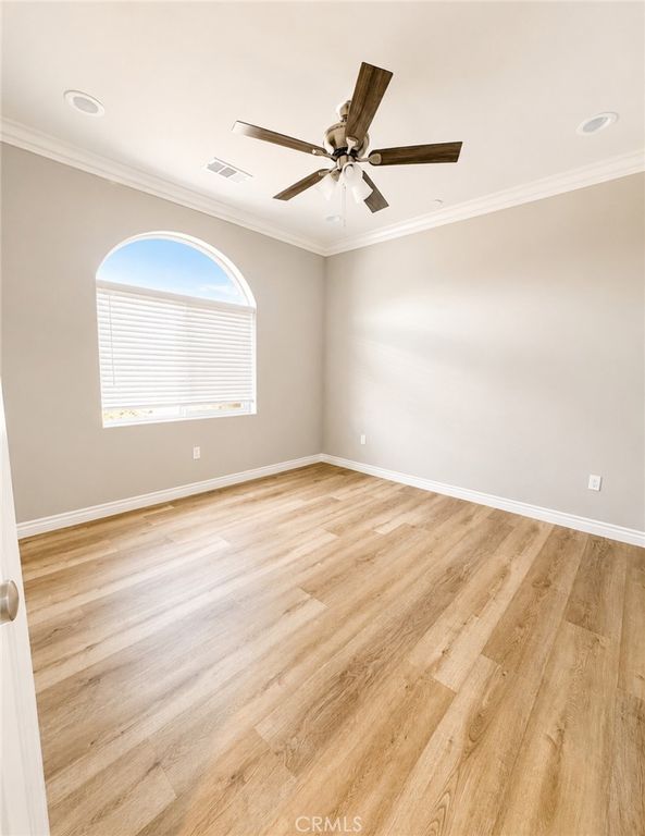 Image 12 of property listing at 14749 Sultana, Hesperia, CA 92345