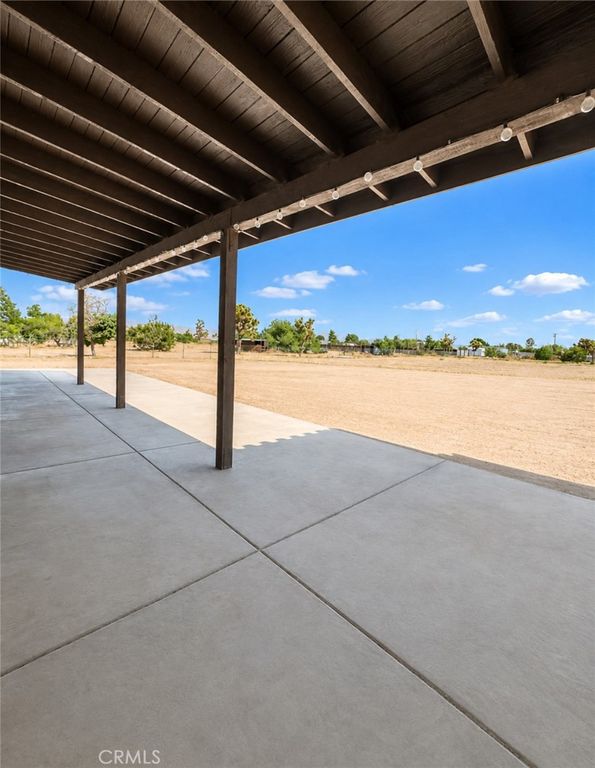 Image 19 of property listing at 14749 Sultana, Hesperia, CA 92345
