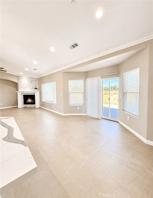 Image 8 of property listing at 14749 Sultana, Hesperia, CA 92345