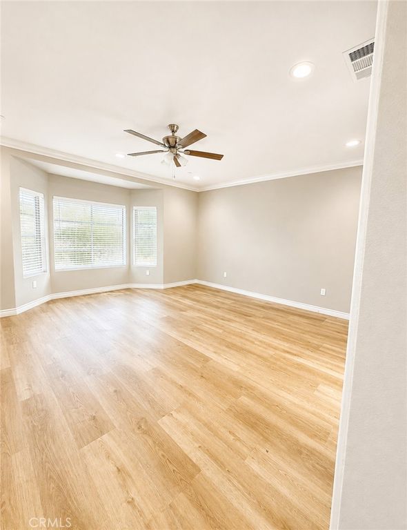 Image 9 of property listing at 14749 Sultana, Hesperia, CA 92345