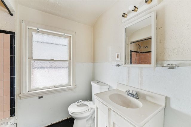 5481 Dalewood Avenue, Maple Heights, OH 44137