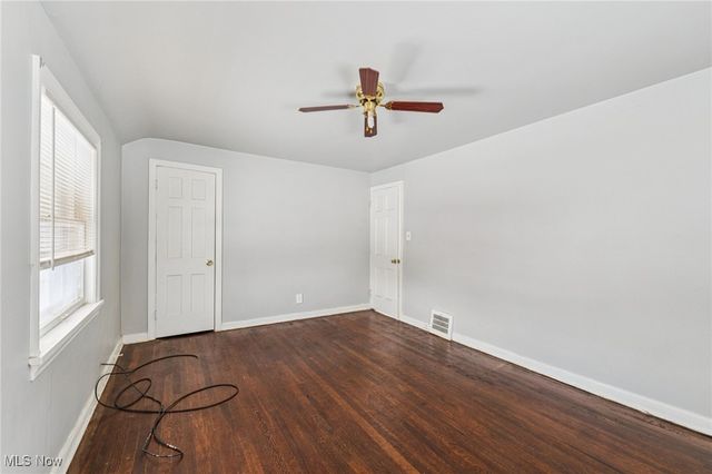 5481 Dalewood Avenue, Maple Heights, OH 44137