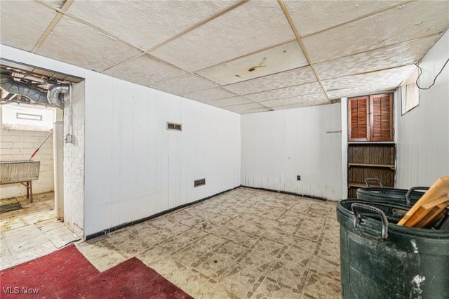 5481 Dalewood Avenue, Maple Heights, OH 44137