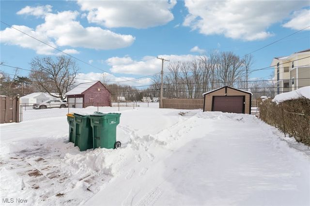 5481 Dalewood Avenue, Maple Heights, OH 44137