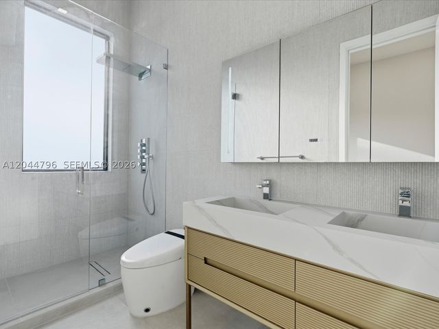 2 Sunset Ln, Lauderdale By The Sea, FL 33062