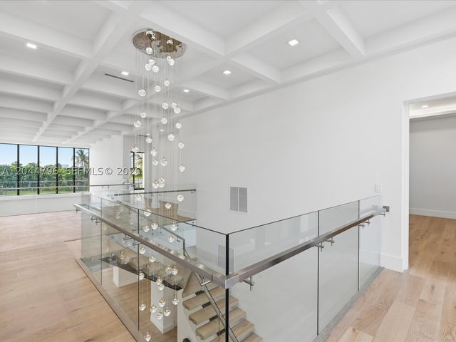 2 Sunset Ln, Lauderdale By The Sea, FL 33062