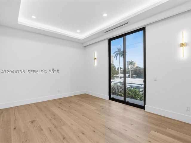 2 Sunset Ln, Lauderdale By The Sea, FL 33062