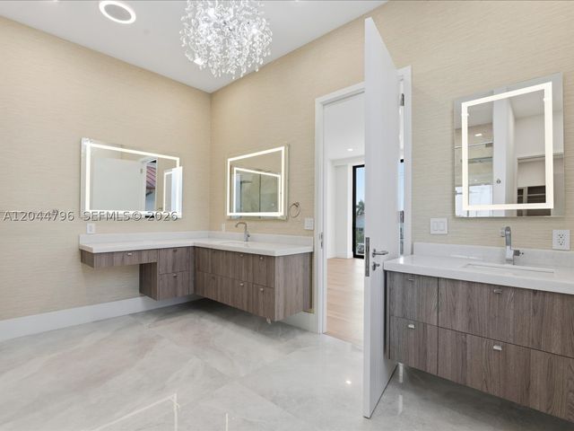 2 Sunset Ln, Lauderdale By The Sea, FL 33062