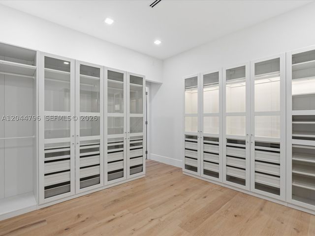 2 Sunset Ln, Lauderdale By The Sea, FL 33062