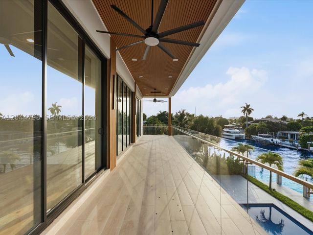 2 Sunset Ln, Lauderdale By The Sea, FL 33062