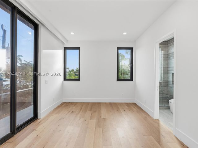 2 Sunset Ln, Lauderdale By The Sea, FL 33062