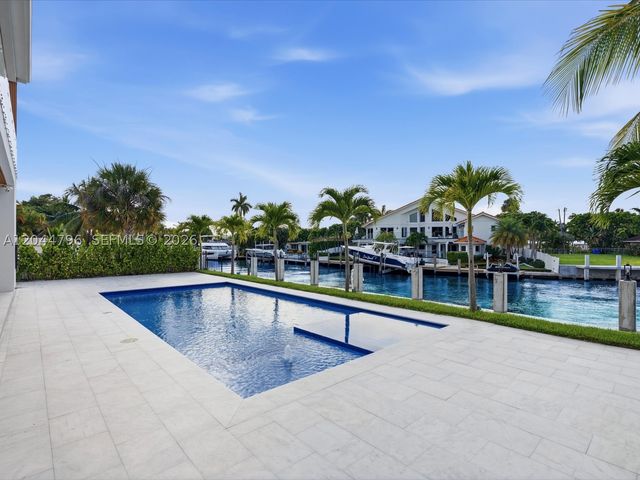 2 Sunset Ln, Lauderdale By The Sea, FL 33062