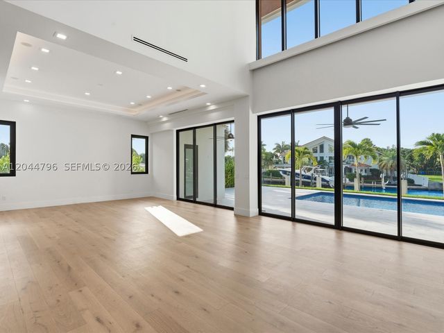 2 Sunset Ln, Lauderdale By The Sea, FL 33062