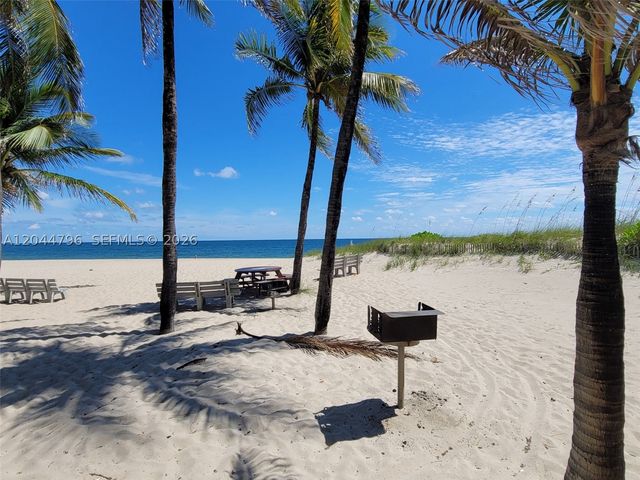 2 Sunset Ln, Lauderdale By The Sea, FL 33062