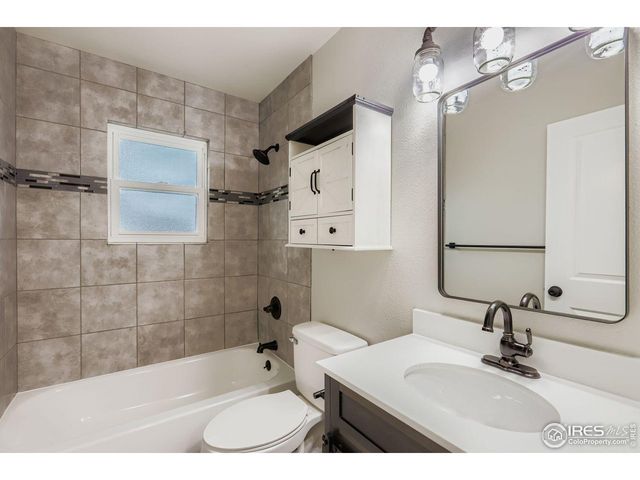 14 Tulip Ct, Windsor, CO 80550