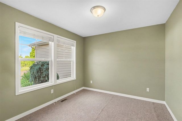 1358 S Village Circle, Kalamazoo, MI 49009