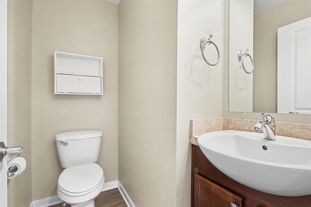 1358 S Village Circle, Kalamazoo, MI 49009