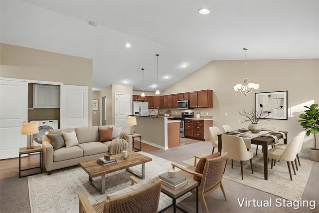 1358 S Village Circle, Kalamazoo, MI 49009