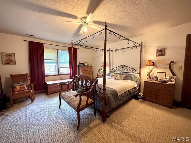 411 Craig Lane, Raymondville, MO 65555