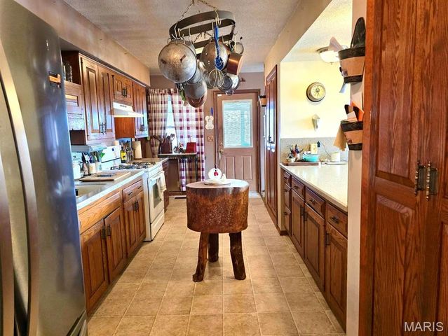 411 Craig Lane, Raymondville, MO 65555