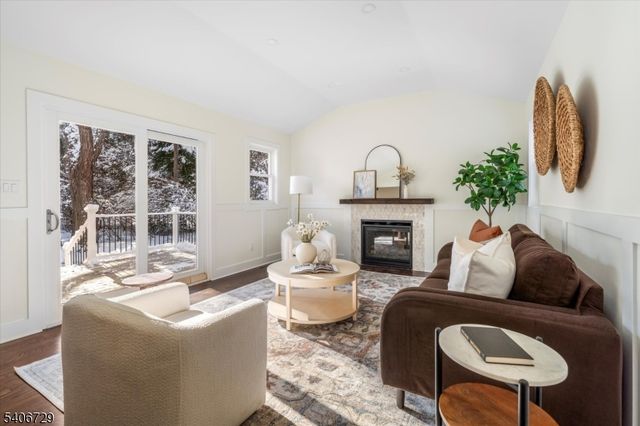 12 Lane Ct, Montclair Twp., NJ 07043