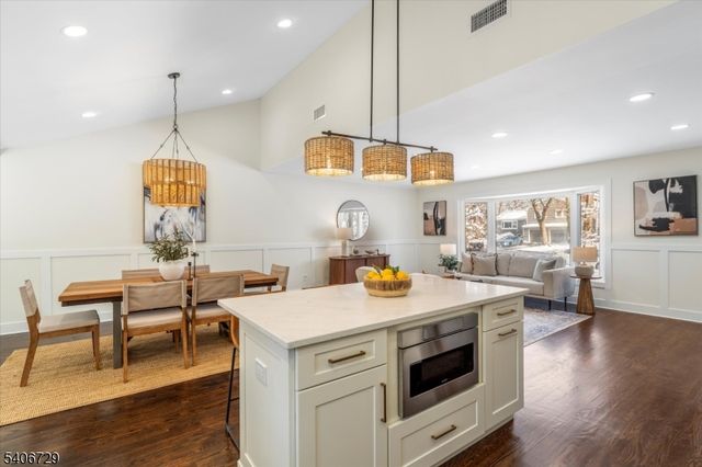 12 Lane Ct, Montclair Twp., NJ 07043