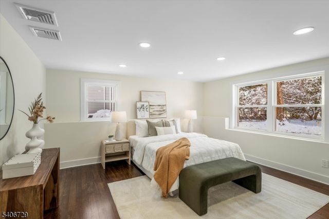 12 Lane Ct, Montclair Twp., NJ 07043