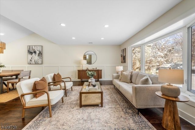 12 Lane Ct, Montclair Twp., NJ 07043