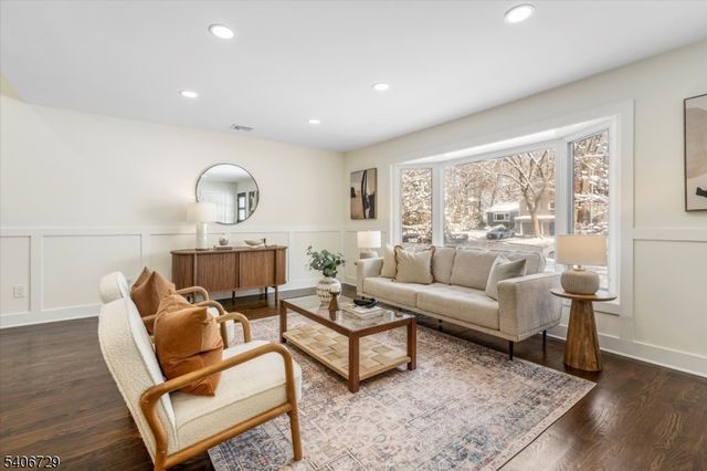 12 Lane Ct, Montclair Twp., NJ 07043