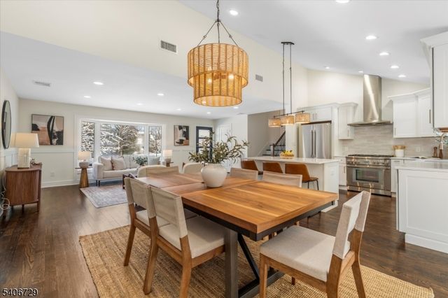 12 Lane Ct, Montclair Twp., NJ 07043